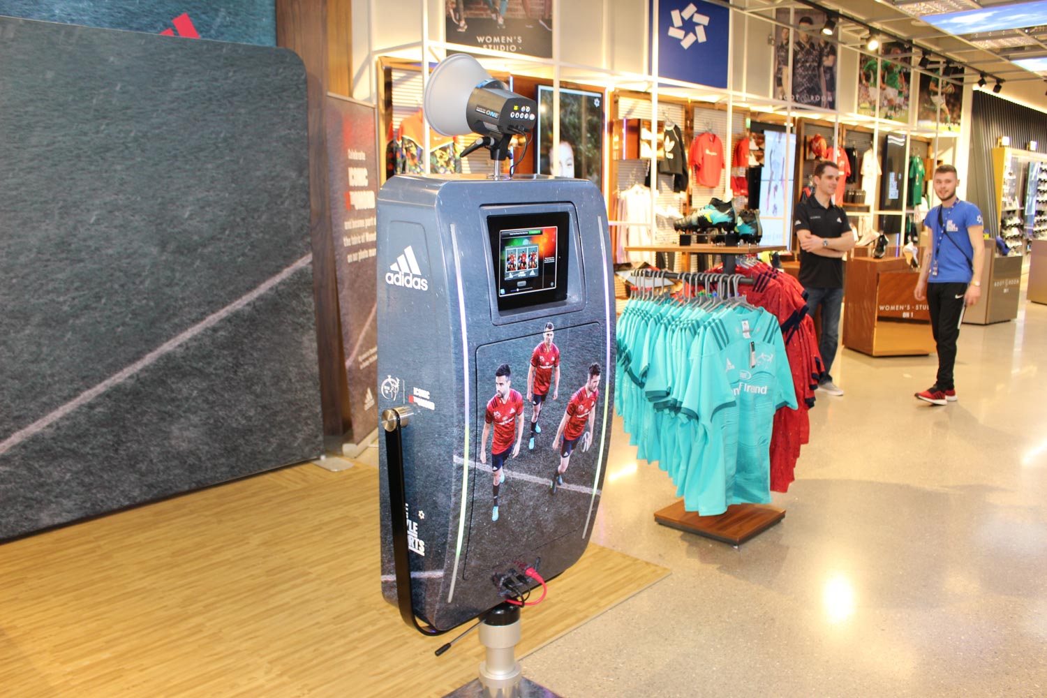 magic mirror booth hire Thatcham