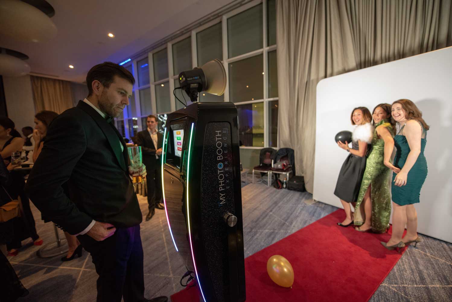 wedding selfie mirror booth hire Cranleigh