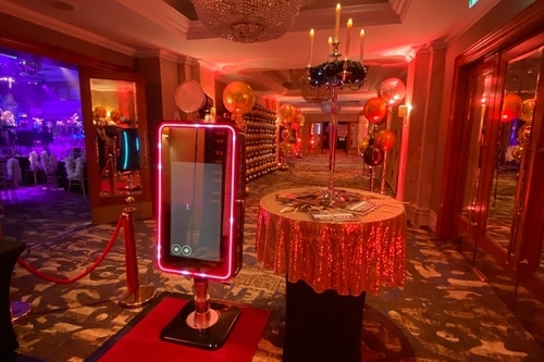 Magic Mirror Booth Hire